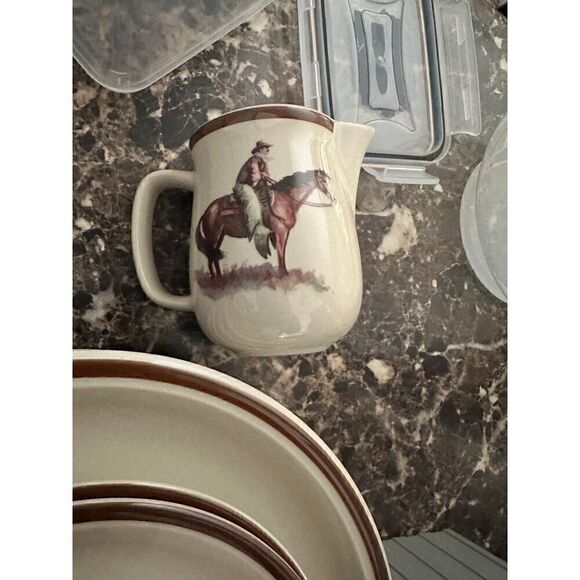 Dinnerware, Vintage - Picture 7 of 12